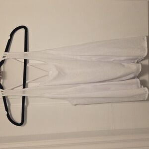 #65 White ALO Tank Top Size M, 17" P2P